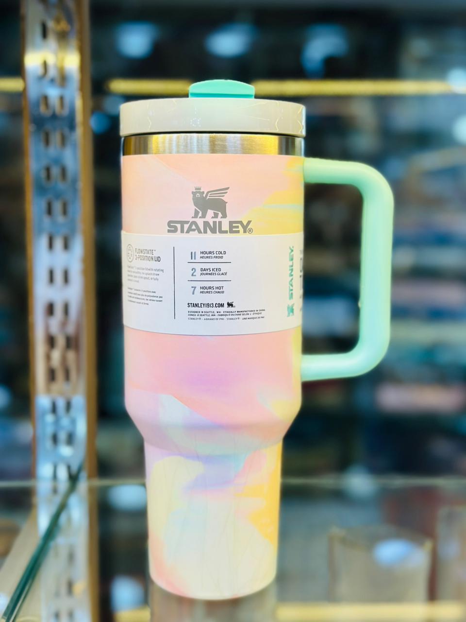 Stanley 40 oz Quencher Tumbler - Limited Edition Pastel Wave
