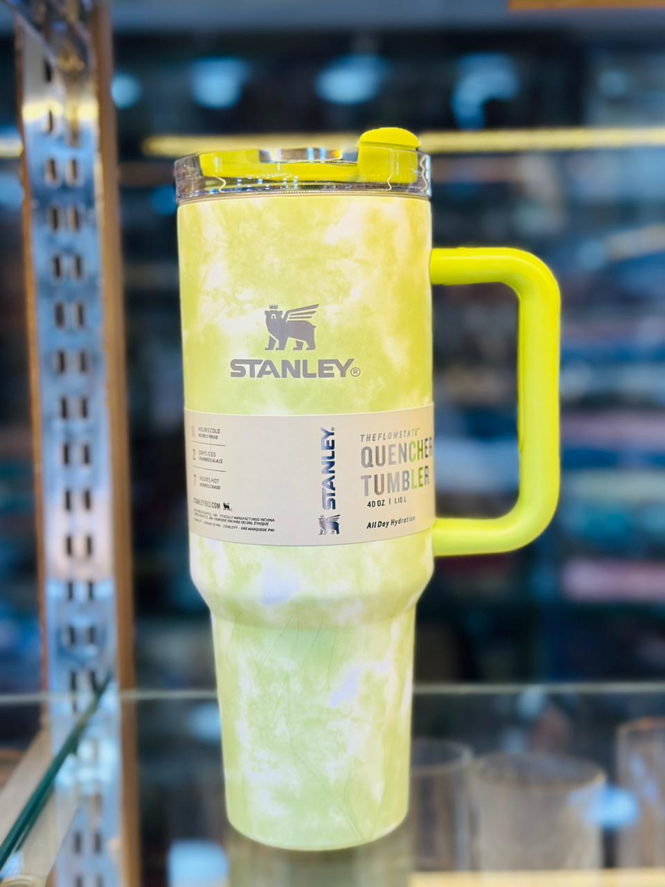 Stanley 40 oz Quencher Tumbler - Limited Edition Pastel Wave