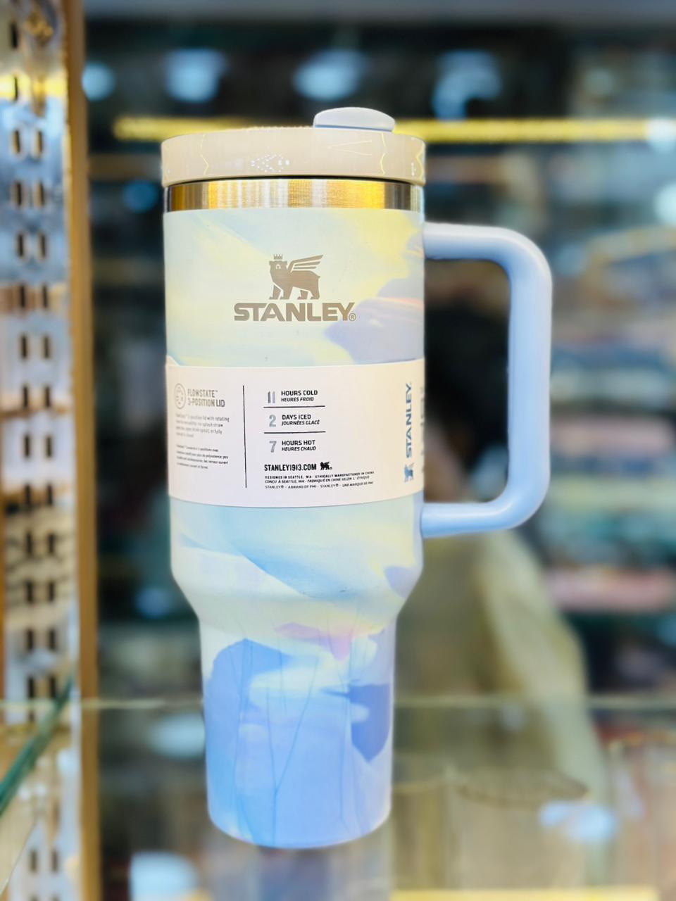 Stanley 40 oz Quencher Tumbler - Limited Edition Pastel Wave